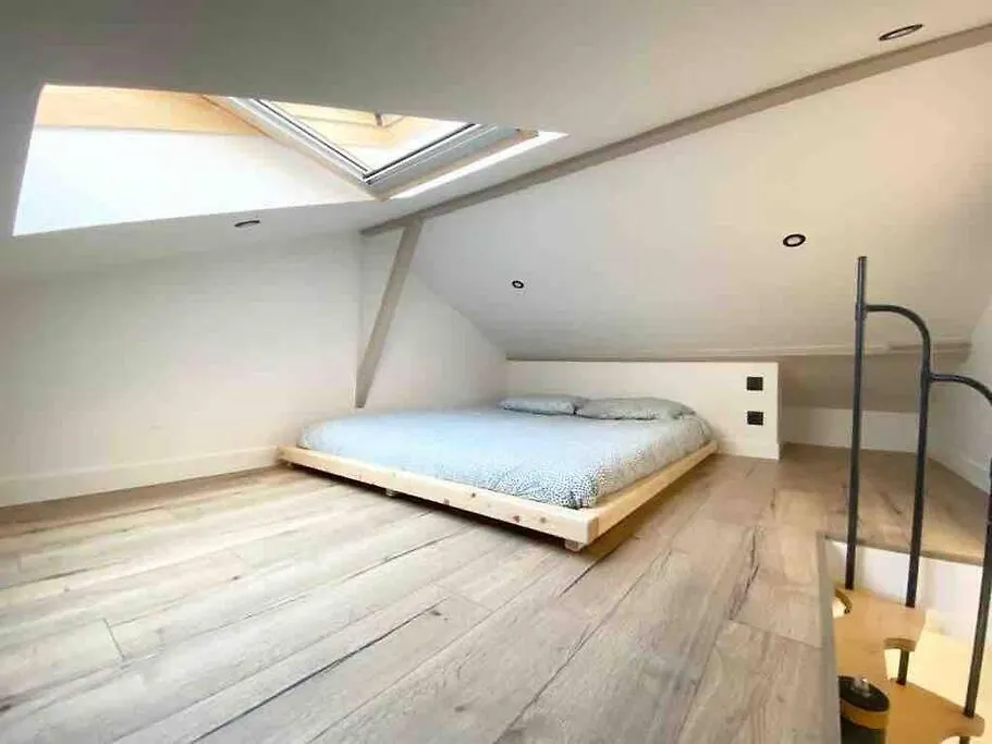 Apartment Appartement Esprit Industriel Gentilly France